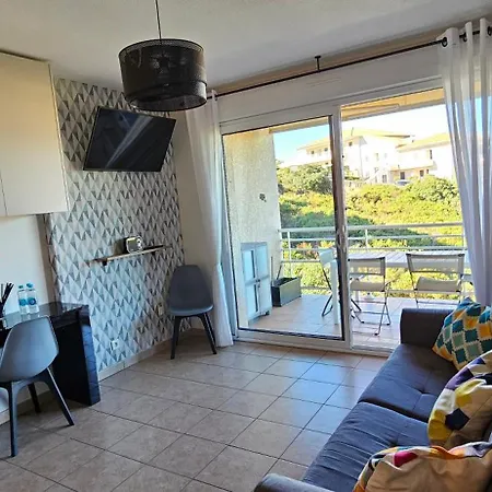 Beau T3 - Vue & Piscine - A Funtana Apartamento