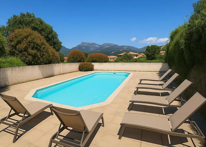 Beau T3 - Vue & Piscine - A Funtana Appartement *